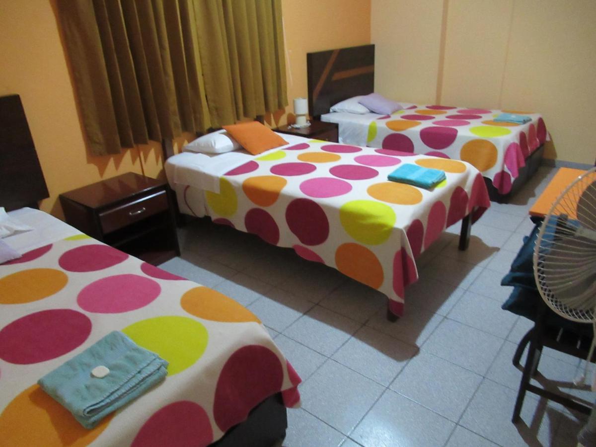 Kurmi Hostel Lima Airport מראה חיצוני תמונה