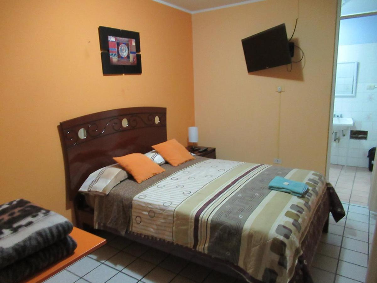 Kurmi Hostel Lima Airport מראה חיצוני תמונה