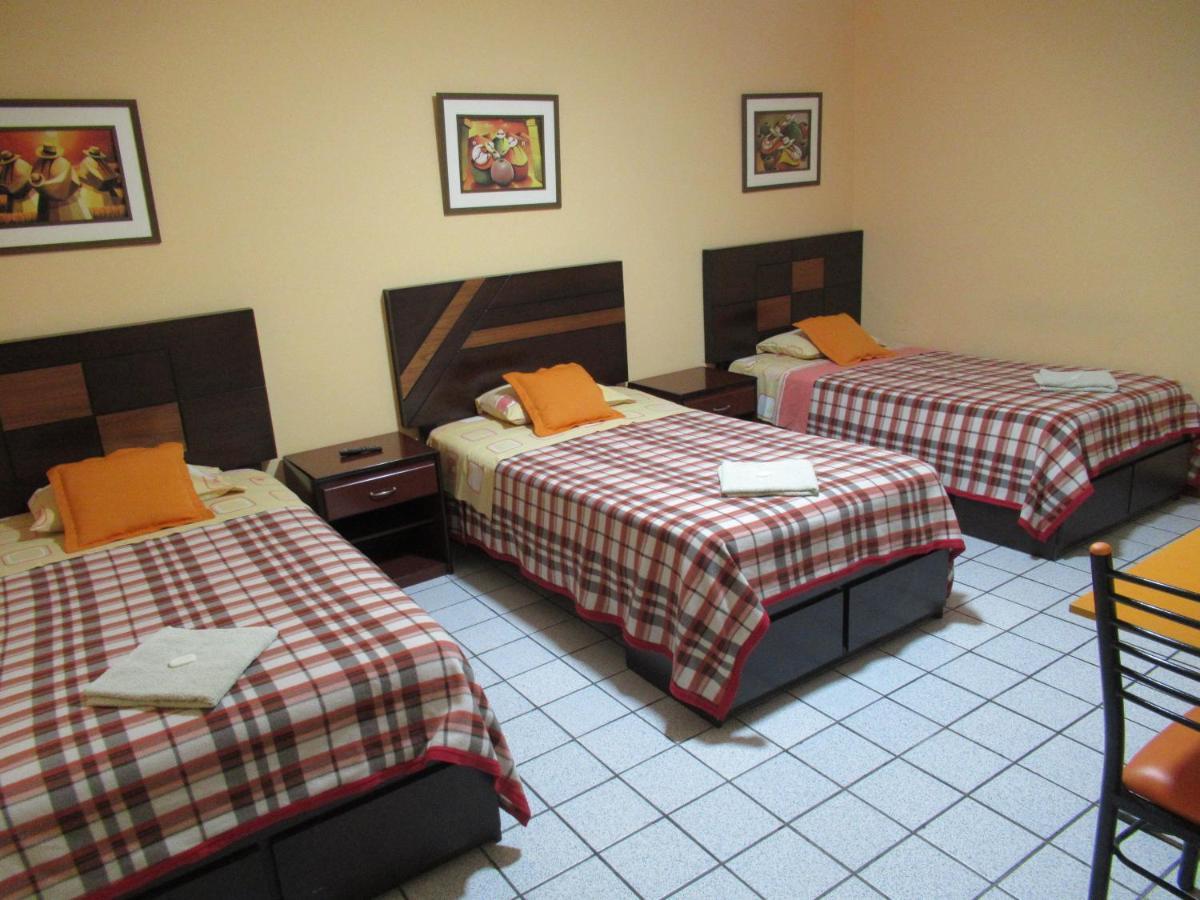 Kurmi Hostel Lima Airport מראה חיצוני תמונה