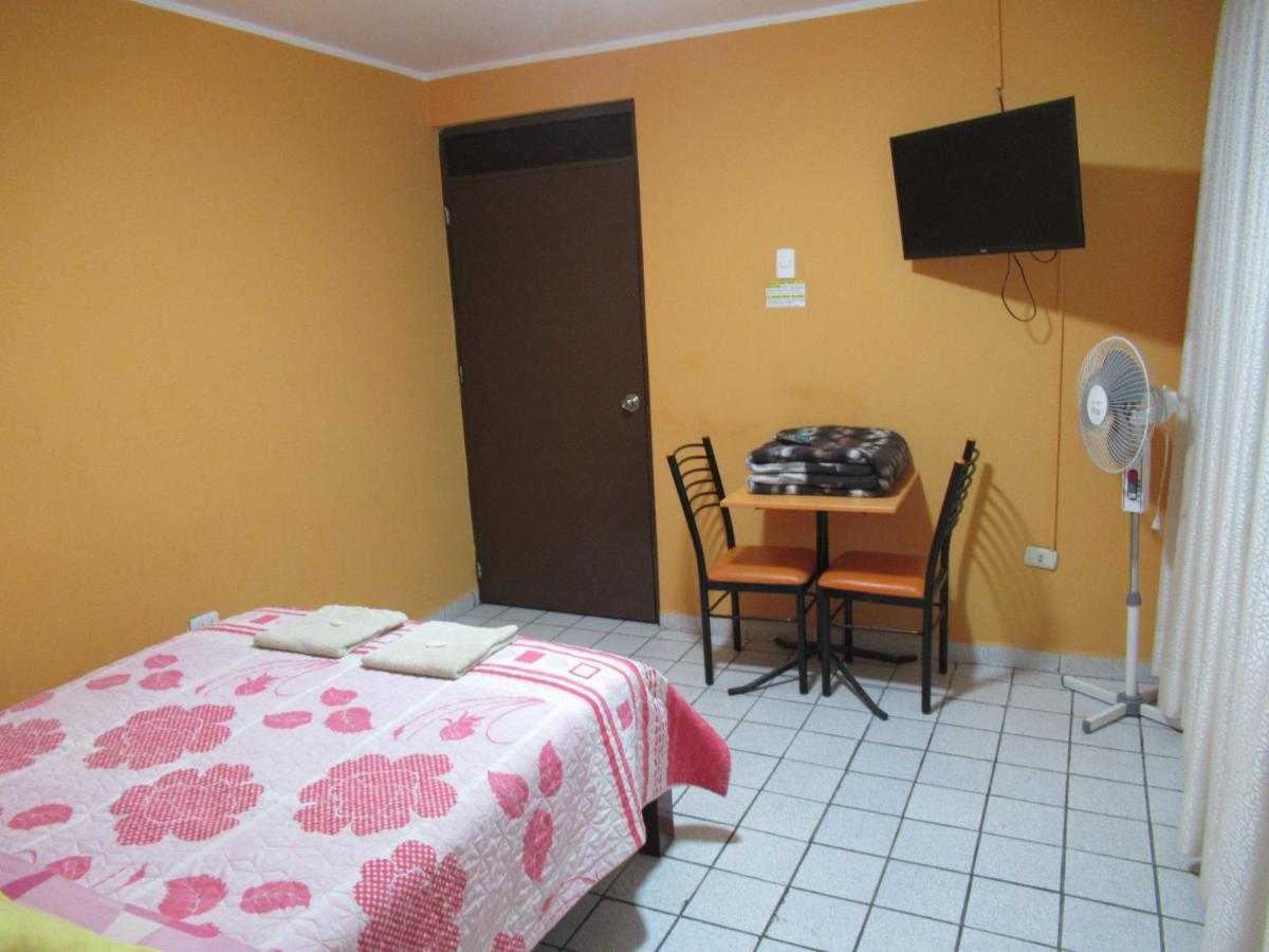 Kurmi Hostel Lima Airport מראה חיצוני תמונה