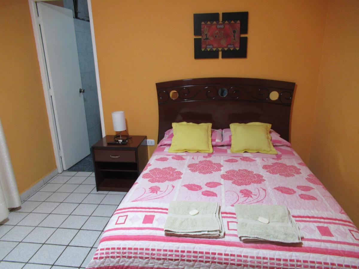 Kurmi Hostel Lima Airport מראה חיצוני תמונה