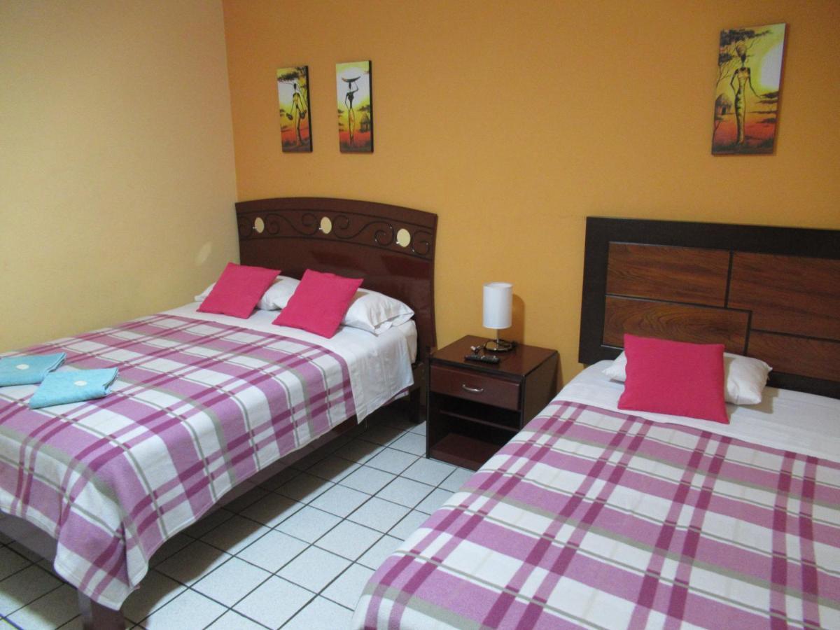 Kurmi Hostel Lima Airport מראה חיצוני תמונה