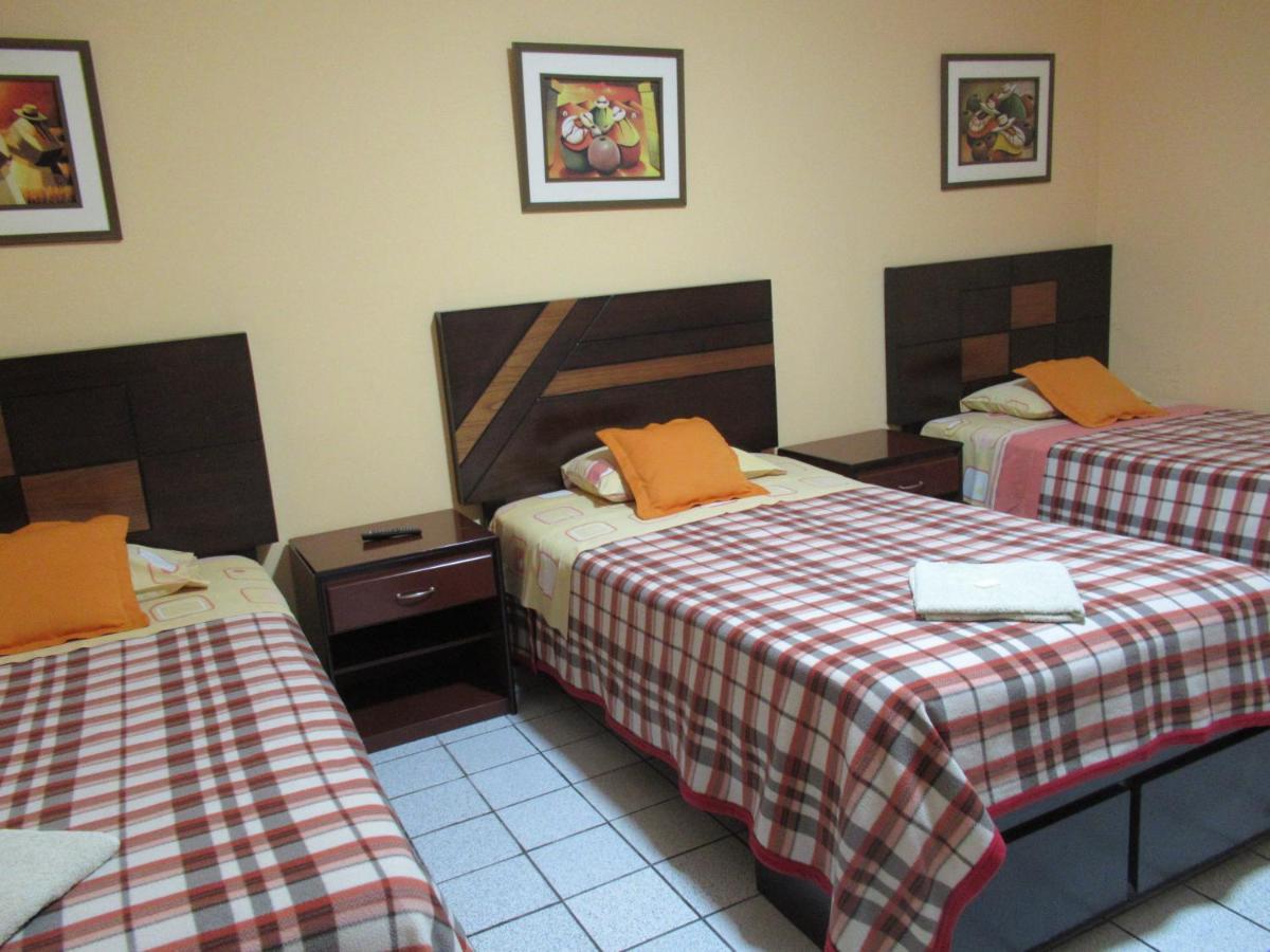 Kurmi Hostel Lima Airport מראה חיצוני תמונה