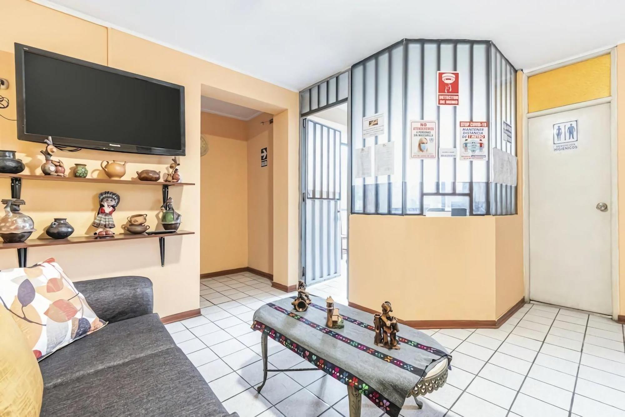 Kurmi Hostel Lima Airport מראה חיצוני תמונה
