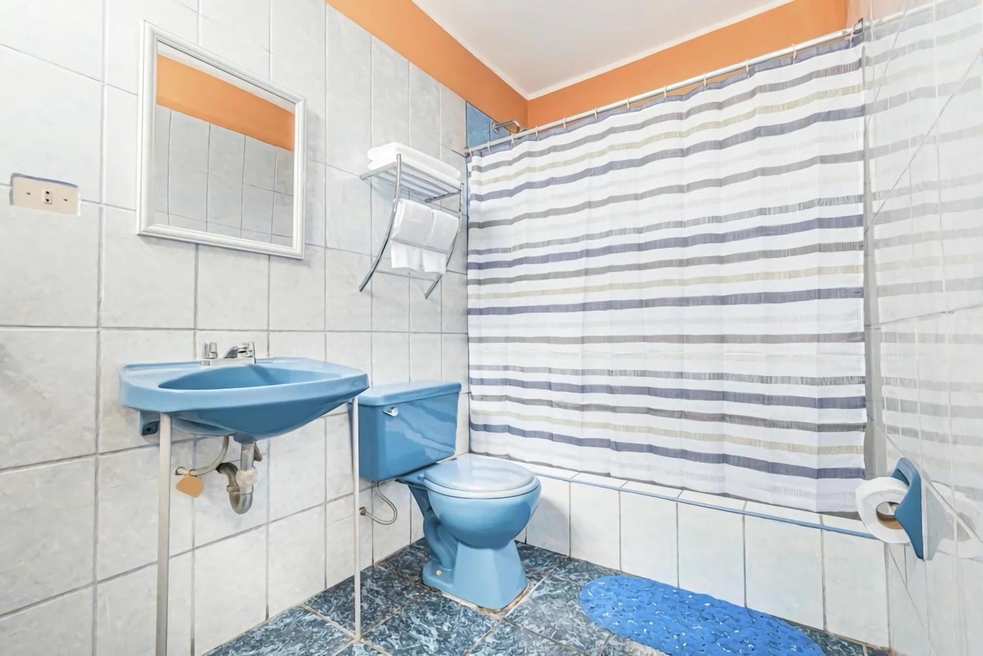 Kurmi Hostel Lima Airport מראה חיצוני תמונה