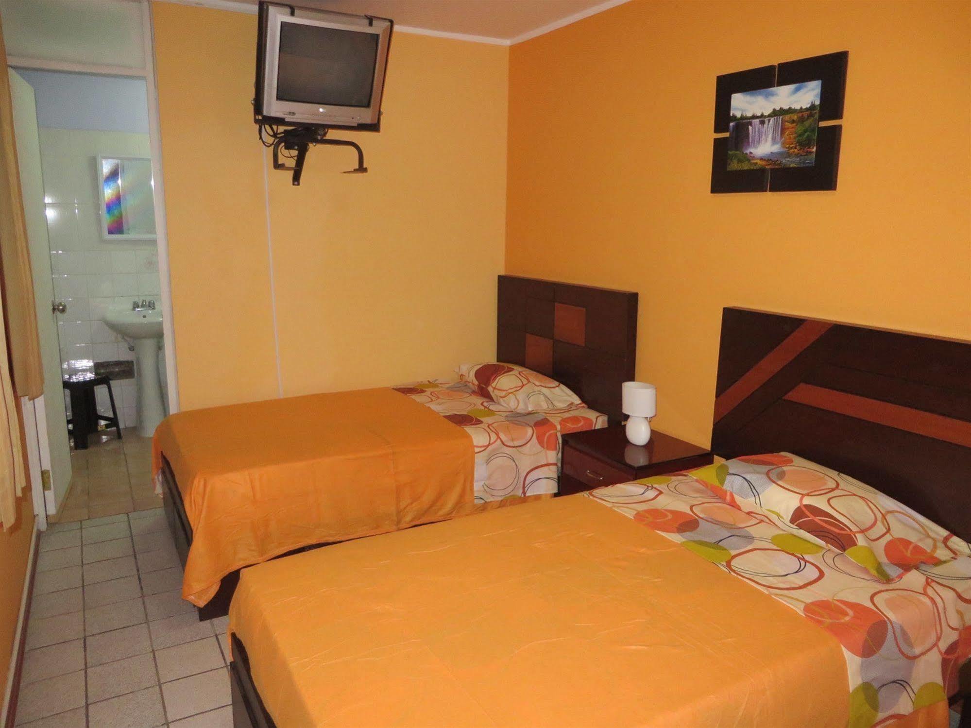 Kurmi Hostel Lima Airport מראה חיצוני תמונה